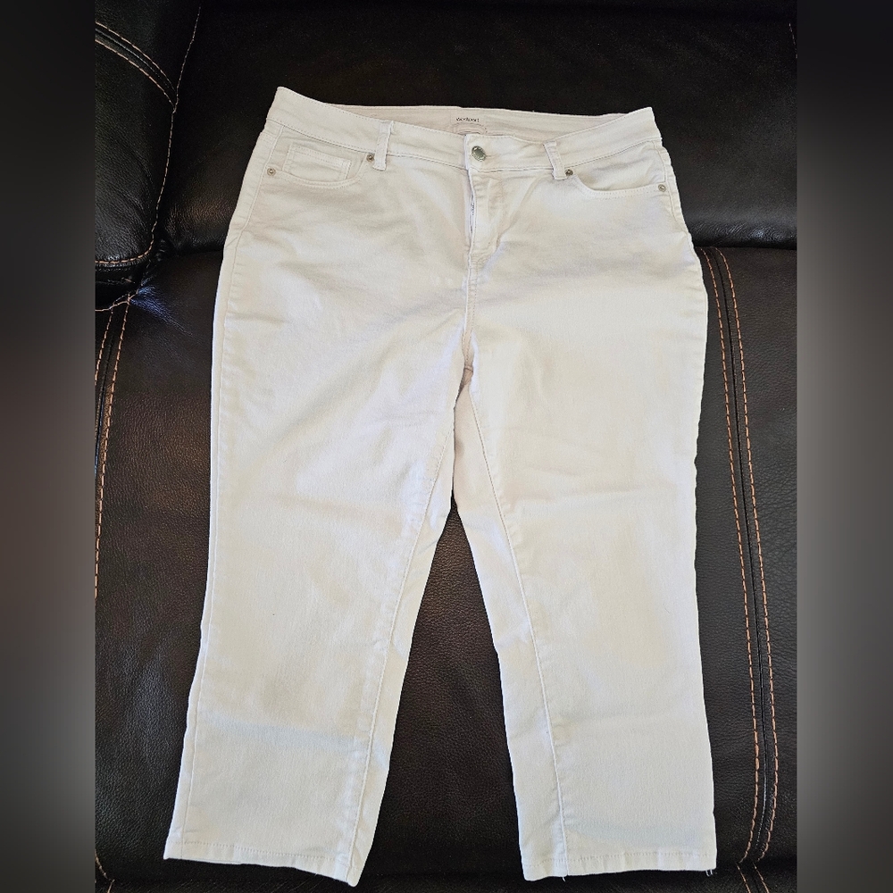 Cropped Pants